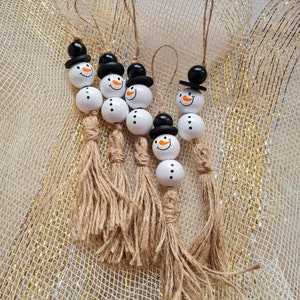 Snowman wooden beads Christmas tree ornaments, handmade Christmas decorations, holiday ornament, home decor, snowman baubles, gift for kids