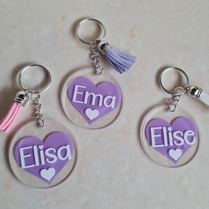 Porte-clés ronds personnalisés en acrylique, porte-clés personnalisés avec pompon, cadeau pour les enfants, cadeau pour un ami, rembourrage de bas de Noël, cadeau pour le calendrier de l'Avent