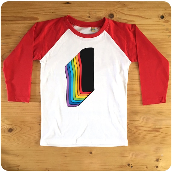 Raglan T-shirt With Retro Rainbow Drop 