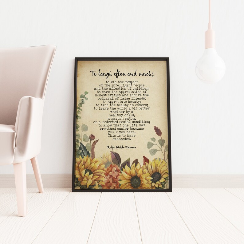 Puede incluir: Una impresi&oacute;n de estilo vintage con una cita de Ralph Waldo Emerson sobre el &eacute;xito. La cita est&aacute; rodeada de un dise&ntilde;o floral con girasoles y otras flores oto&ntilde;ales. El fondo es un papel texturizado de color crema.