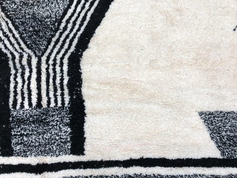 white rug, custom made rugs, living room rugs,
rug for home decor, moroccan rug 10x8, Wool rug, custom order, moroccan rug, Handmade Gift, rug, halloween, fall hosting decor,