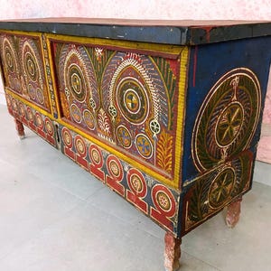 Grote BERBER HOUTEN KIST, gesneden houten koffer, Marokkaanse opbergkist, vintage ambachtelijke koffer, Berber design meubeldecor