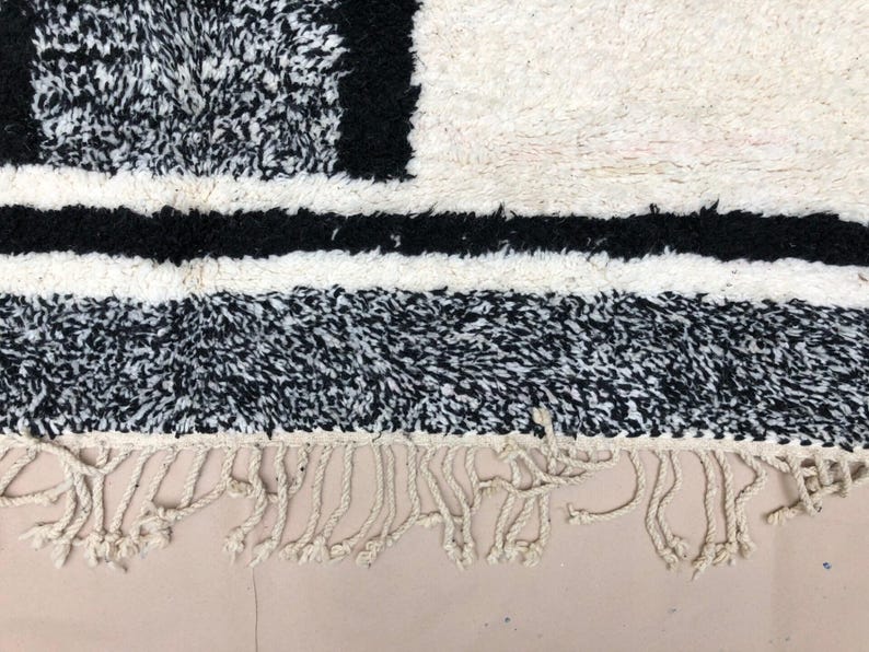 white rug, custom made rugs, living room rugs,
rug for home decor, moroccan rug 10x8, Wool rug, custom order, moroccan rug, Handmade Gift, rug, halloween, fall hosting decor,