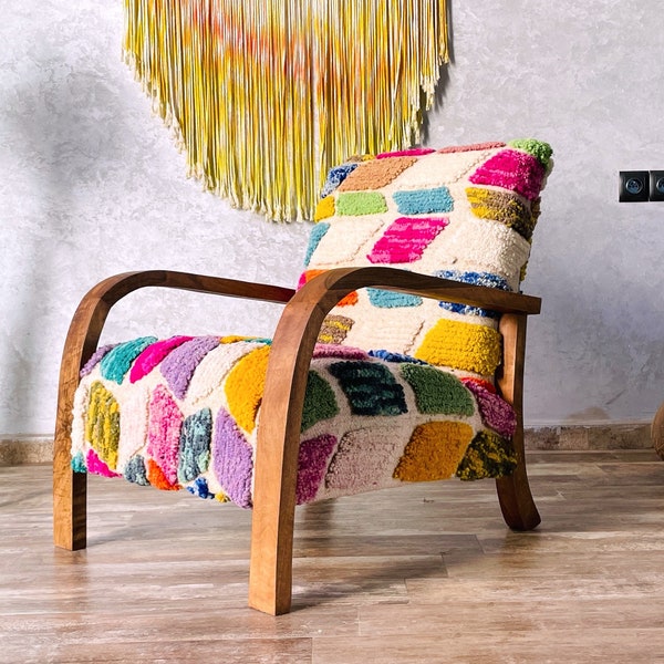 Fauteuil fait main en noyer : un cadeau fait main unique pour elle ou idéal pour un accessoire de bureau, une décoration intérieure ou une chaise longue vintage.