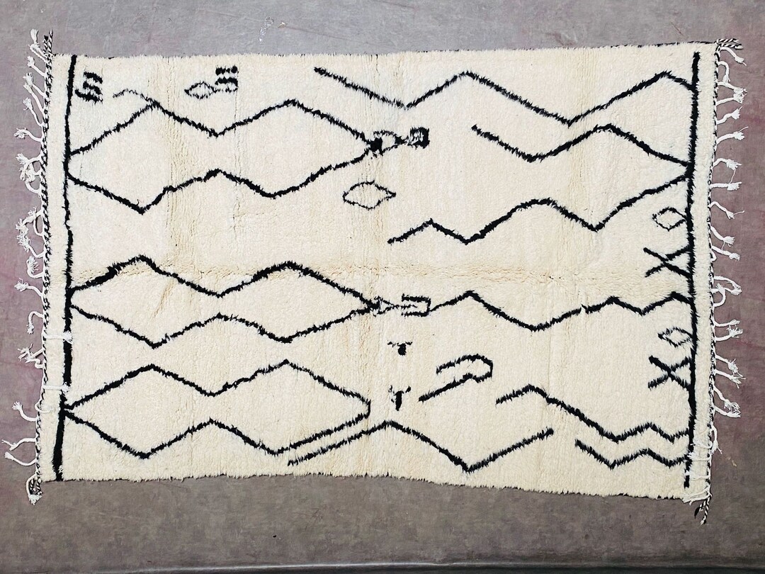 Moroccan Azilal Rug - New Berber Design Hand-knotted Moroccan Wool Rug ...