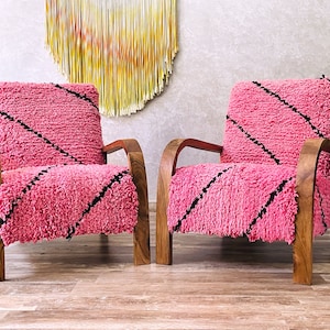 2 Vibrant Mid-Century Modern Lounge Chairs with Vintage Accent for Various Home Decor Styles