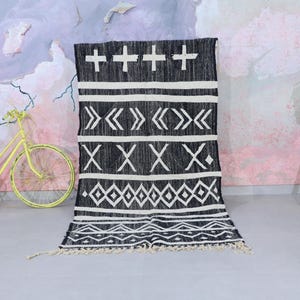 Handmade Wool rug, morocco rug, kilim Black and white -kilim rug 5x8 FT, boho rug, moroccan kilim rug, kilim rug