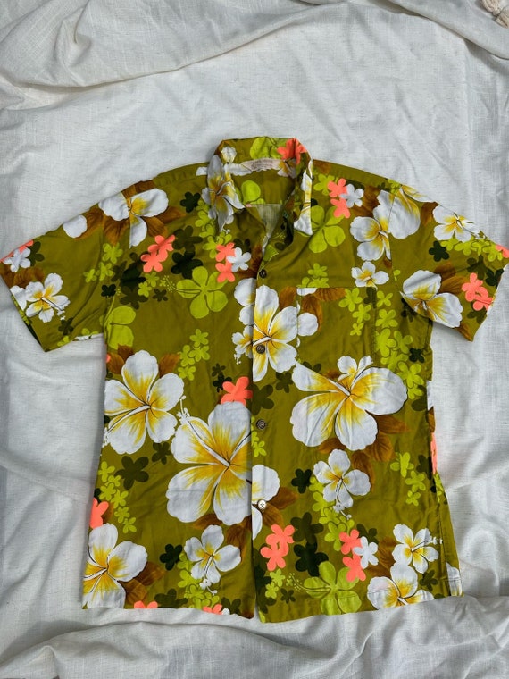 Vintage Royal Hawaiian Shirt