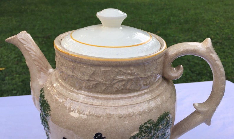 English pottery. hunt tea pot Antique T.G Green /& co Church Gresley Old Canterbury