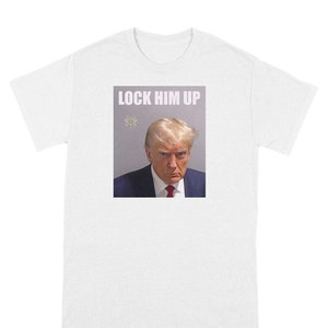 Trump Mugshot Enciérrelo Camisa anti Trump Camisa demócrata Trump Mugshot Camisa Donald Trump Mugshot
