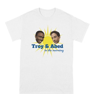 Troy et Abed dans la chemise du matin Barnes Nadir Greendale Community College