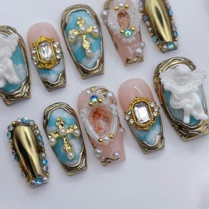 Handgjorda pressnaglar, 3D barockängel och guldkors med renässanskonst, lyxig anpassad form och längd, present till henne bild 4