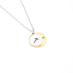 Collier MFM, Bijoux SSDGM, Mon meurtre préféré, Bijoux podcast, Collier couteau, Collier poignard, Cadeaux pour les femmes passionnées de lecture