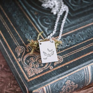 Bat Necklaces for Women, Bat Jewelry for Women, Gothic Bat Necklace, Bat Lover Gift, Bookish Gifts for Women, Gifts for Book Lovers Women