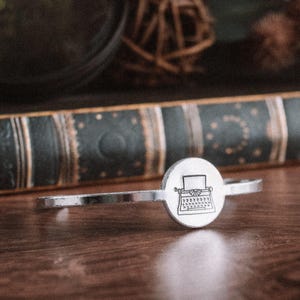 Typewriter Bracelet, Typewriter Jewelry, Bookish Gifts for Women, Gifts for Writer Women, Author Jewelry, Gifts for Book Lovers Women