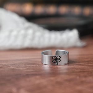 Shamrock Ring, Four Leaf Clover Jewelry, Good Luck Rings, Wide Band Rings for Women, Bookish Gifts for Women, Gifts for Book Lovers Women