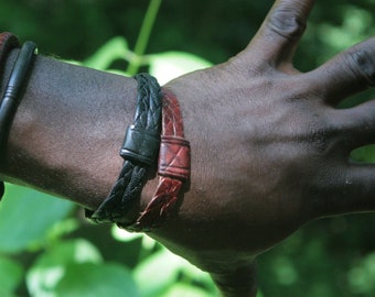 AFRICAN LEATHER BRACELET. Touareg style. West Africa, Togo.