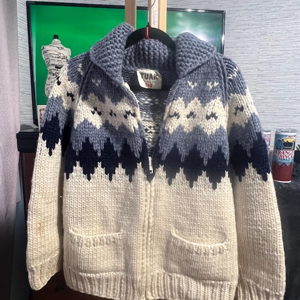 Pull 100 % laine TUAK !! Belle pièce avec quelques défauts, veuillez regarder toutes les photos !