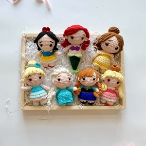 Crochet Princess Dolls, Handmade Princess, Princess Plush Dolls, Christmas's gift, Birthday gift, Ornaments.