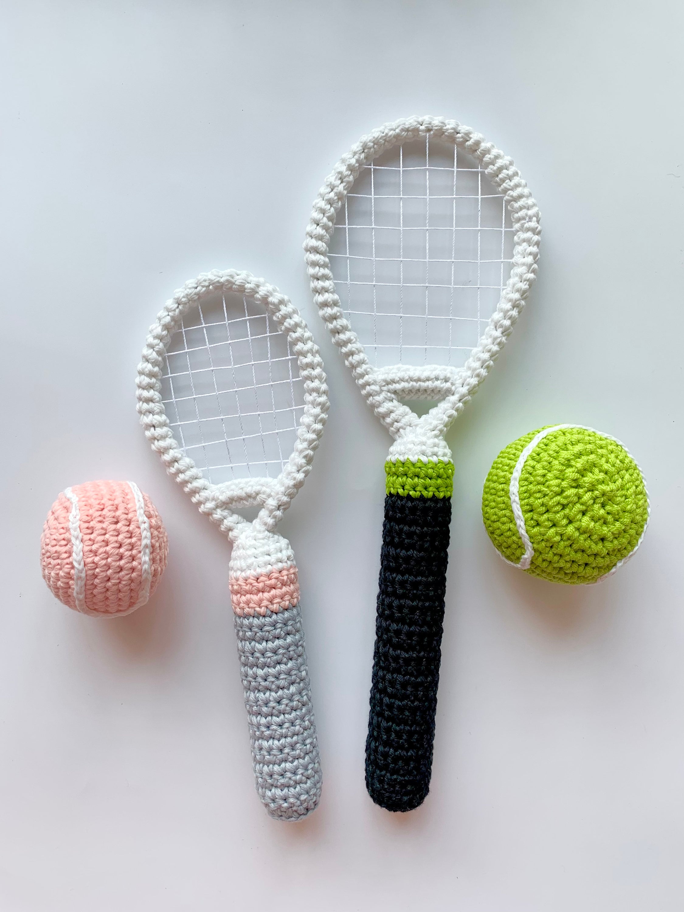 かぎ針編みのテニスボールとラケットの赤ちゃん用おもちゃセット、テニスボールのおもちゃ、スポーツラケットの赤ちゃん用おもちゃ - Etsy 日本