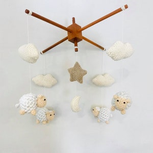 Gehäkelte Schafe Baby mobile Crochet Baby mobile, Schaf Mobile, Spielzeug Baby mobile, Baby Mobile, Baby Geschenk, Baby Krippen mobile, Kinderzimmer Kinderbett mobile Bild 3