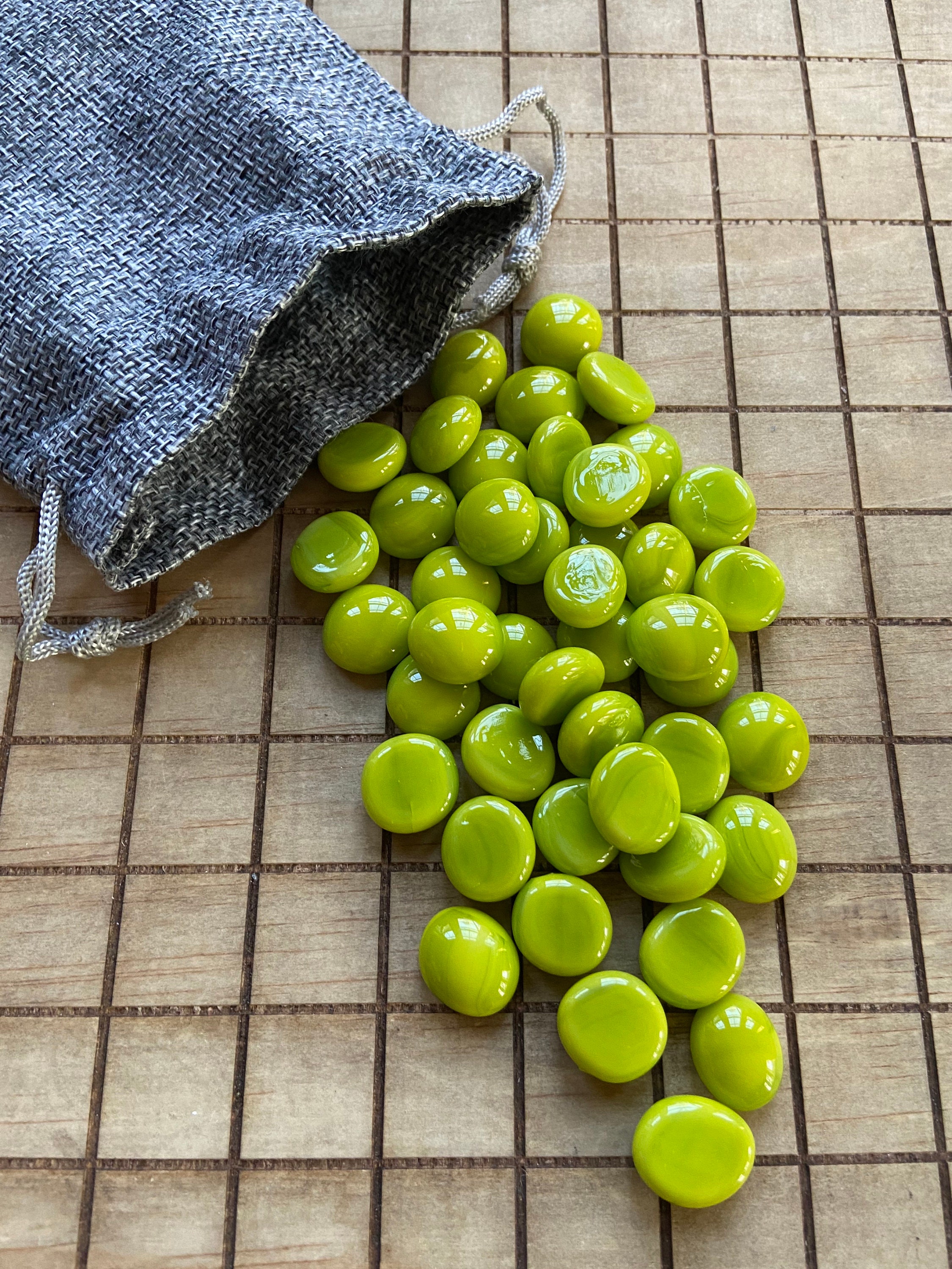 Pente stones - game stones - Kermit or parrot green color!