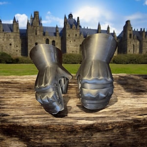 Hybrid hourglass mitten gauntlets - HEMA - 14th century - SCA - Reenactment