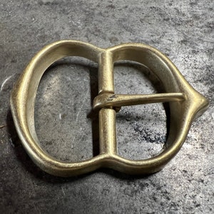Utility buckle - medieval 12th - 15th c - 5/8", 3/4" and 7/8" to 1" - double lobe