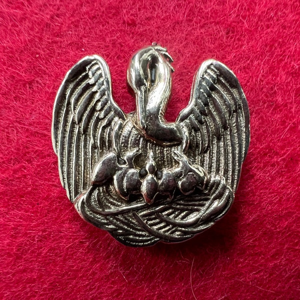 Pelican in Her Piety (2) - small pilgrim's badge - SCA - Religious