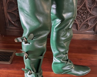 Late Medieval snug-fitting tall riding boot - forest green - mens - Hema Larp SCA Reenactment