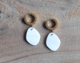 Mother-of-pearl earrings, mini hoop earrings in gold stainless steel with mother-of-pearl pendant, stainless steel jewelry, gift for women