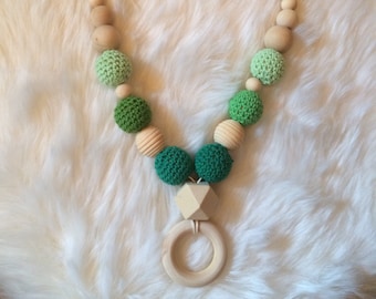 Breastfeeding and Babywearing Green necklace