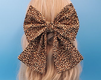 Leopard Print / Vintage Style Bow