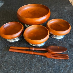 Vintage Wood Salad Set Chrome Base