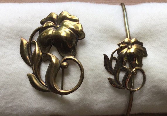 Antique Demi Parure Art Nouveau Brass Brooch Brac… - image 1