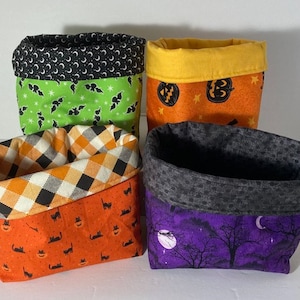 Cute Fabric Baskets/Halloween Fabric Baskets/Pumpkin Fabric Basket/Bats Fabric Basket/Cats Fabric Basket/Halloween storage/Halloween decor