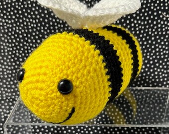 Crocheted Bee/Amigurumi Bee/Stuffed Bee/Bumble Bee Toy