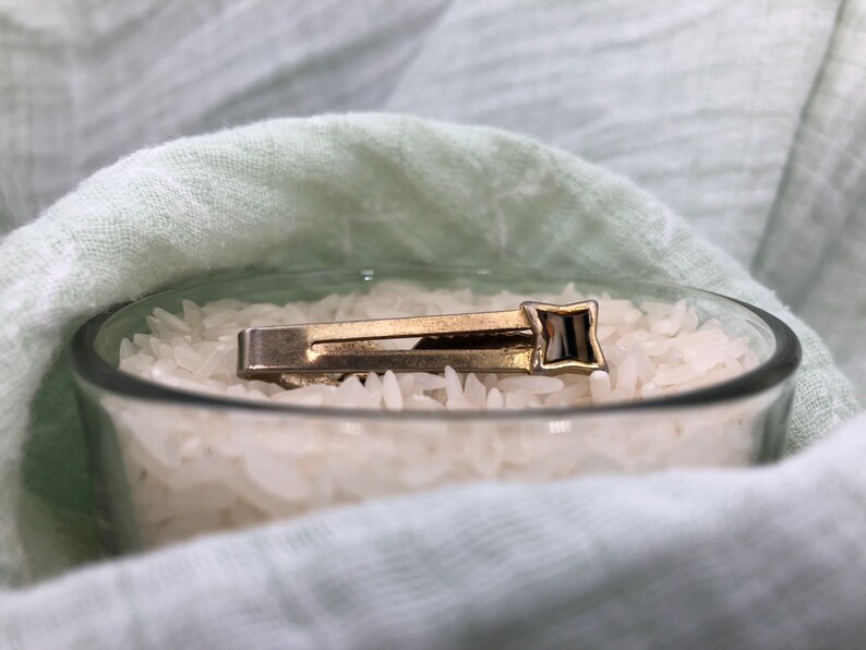 Stone Tie Clip