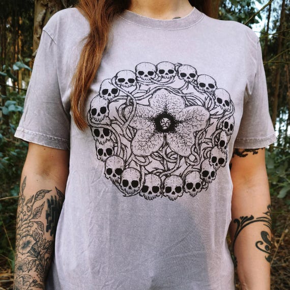 Henbane’s Power T-shirt - Orchid Lilac