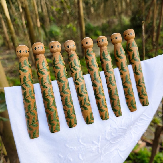 Wooden Dolly Pegs Set