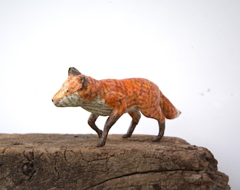 Adorable Red Fox Figurine in Paper Mache - One-of-a-Kind Wildlife Sculpture