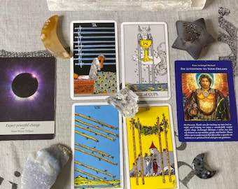Leitura de Tarot com uma pergunta (no mesmo dia ou no dia seguinte) por mensagem de texto.