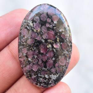 Ruby Fall Cabochon / High Quality Ruby Fall Gemstone / Oval Shape / 51.90 Ct. / 39X25X5 mm. Loose Gemstone G-998