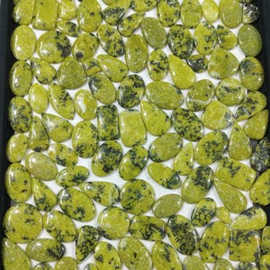 Natural Lizardite Cabochon, Green Lizardite Gemstone, Serpentine Loose Stone, Polished Cabochon for Jewelry Making, Handmade Stone