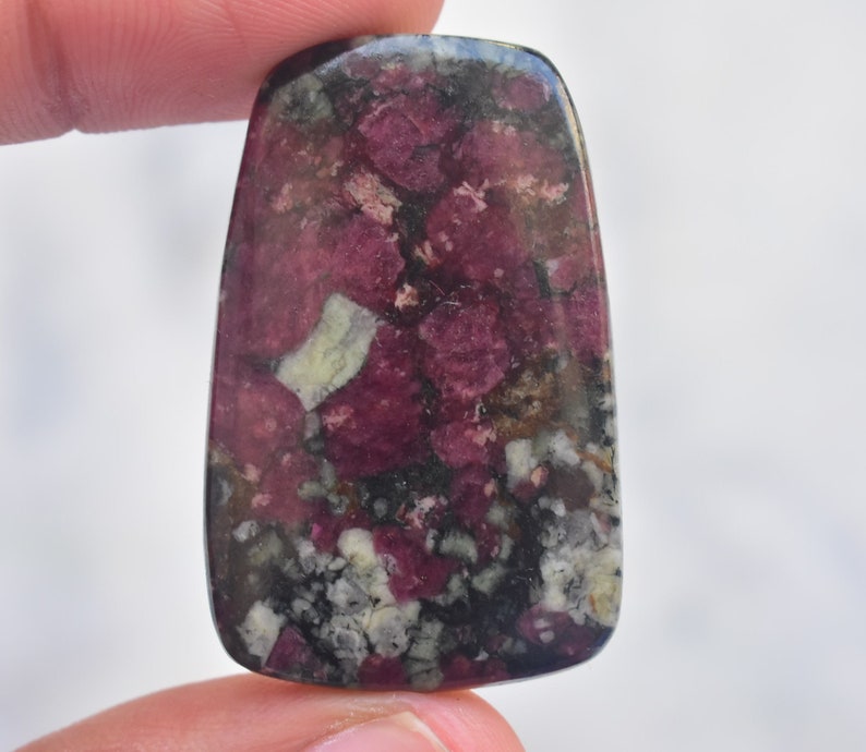 Loose Gemstone I-779 39x25x4 mm Eudialyte Gemstone Freeform Shape 43.20 Ct Eudialyte Cabochon AAA++