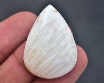 White Scolecite Cabochon / White Scolecite Gemstone / Pear Shape / 32.50 Ct. / 32X23X7 mm. Loose Gemstone H-773