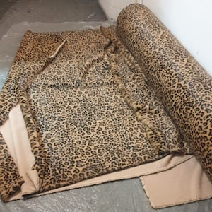 Pelliccia sintetica leopardata Tissavel, tessuto leopardato, pelliccia di gatto vera, eco-pelliccia di lusso con stampa animalier, tessuto tigrato
