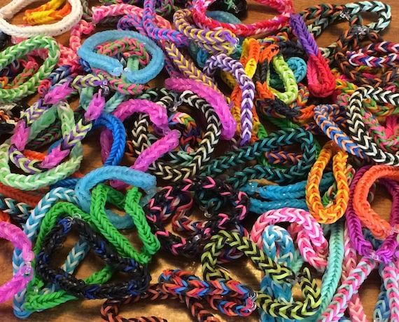 Fishtail Rubber Band Bracelet  Rubber band bracelet, Loom band bracelets,  Band bracelet