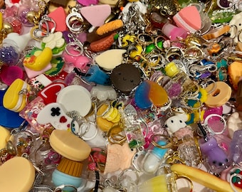 Mystery Stitch Markers - Knitting & Crochet Progress Keepers (Set of 5)