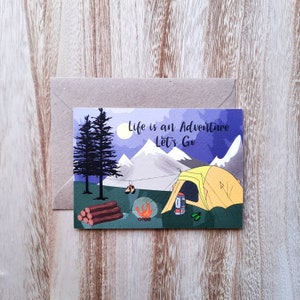 La vie est une aventure, allons-y ! - Carte de vœux d'escalade - aventure, escalade, camping, camping-car, feu de camp, plein air, bloc